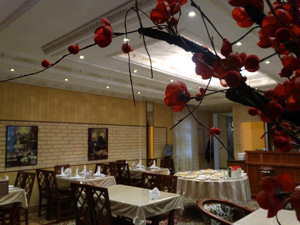 Hotel Papillon Tashkent Exterior photo